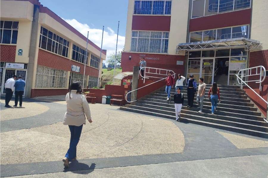 Imagen1_noticia_fisioterapia_ibero_visito_la_universidad_mariana_de_pasto_ibero