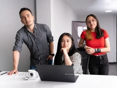 Estudiantes de especialización en Big Data y Analítica Virtual