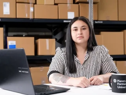 Estudiante de logística