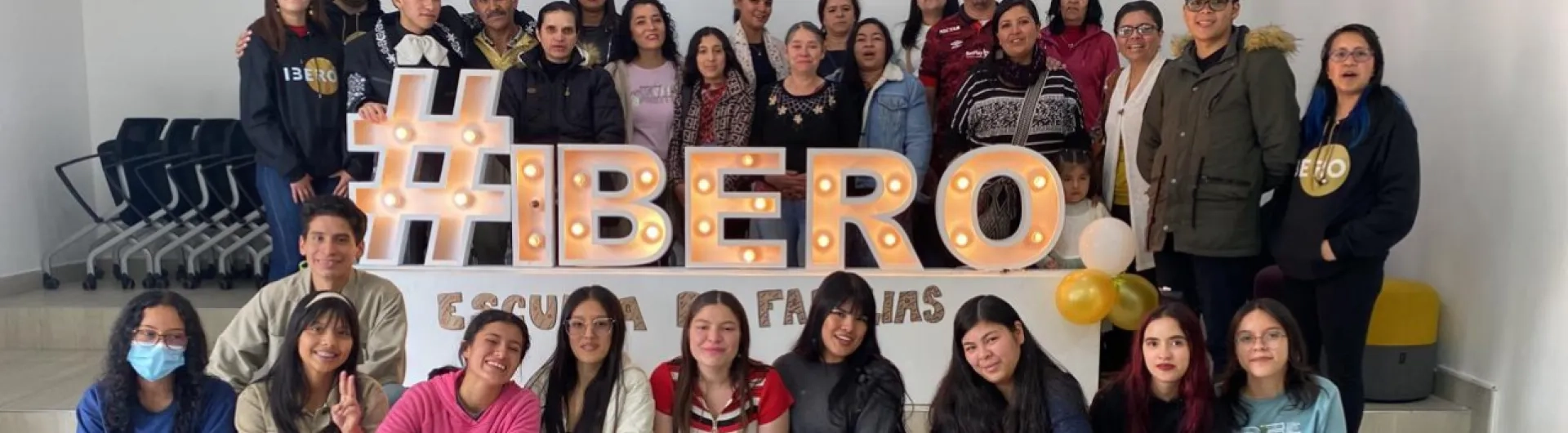 En IBERO las familias acompañan